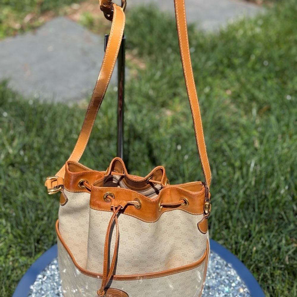 EUC Gucci Micro GG Bucket crossbody Bag - Picture 8 of 11